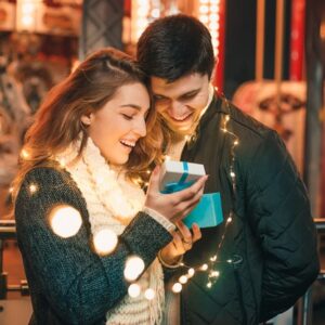 https://andradadan.com/axs/wp-content/uploads/2021/02/romantic-surprise-christmas-woman-receives-gift-from-her-boyfriend_155003-20177-300x300.jpg
