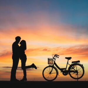 https://andradadan.com/wp-content/uploads/2021/05/silhouette-couple-love-kissing-sunset-couple-love-concept_1150-1456-300x300.jpg